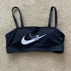 Nike bandeau sports bra